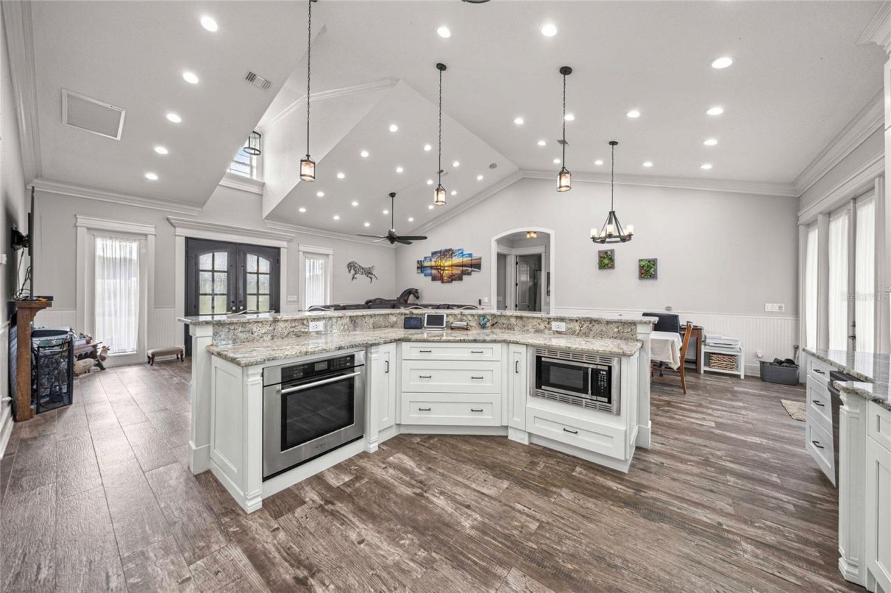 16248 SE Highway 42 , Weirsdale, FL 32195 Photo