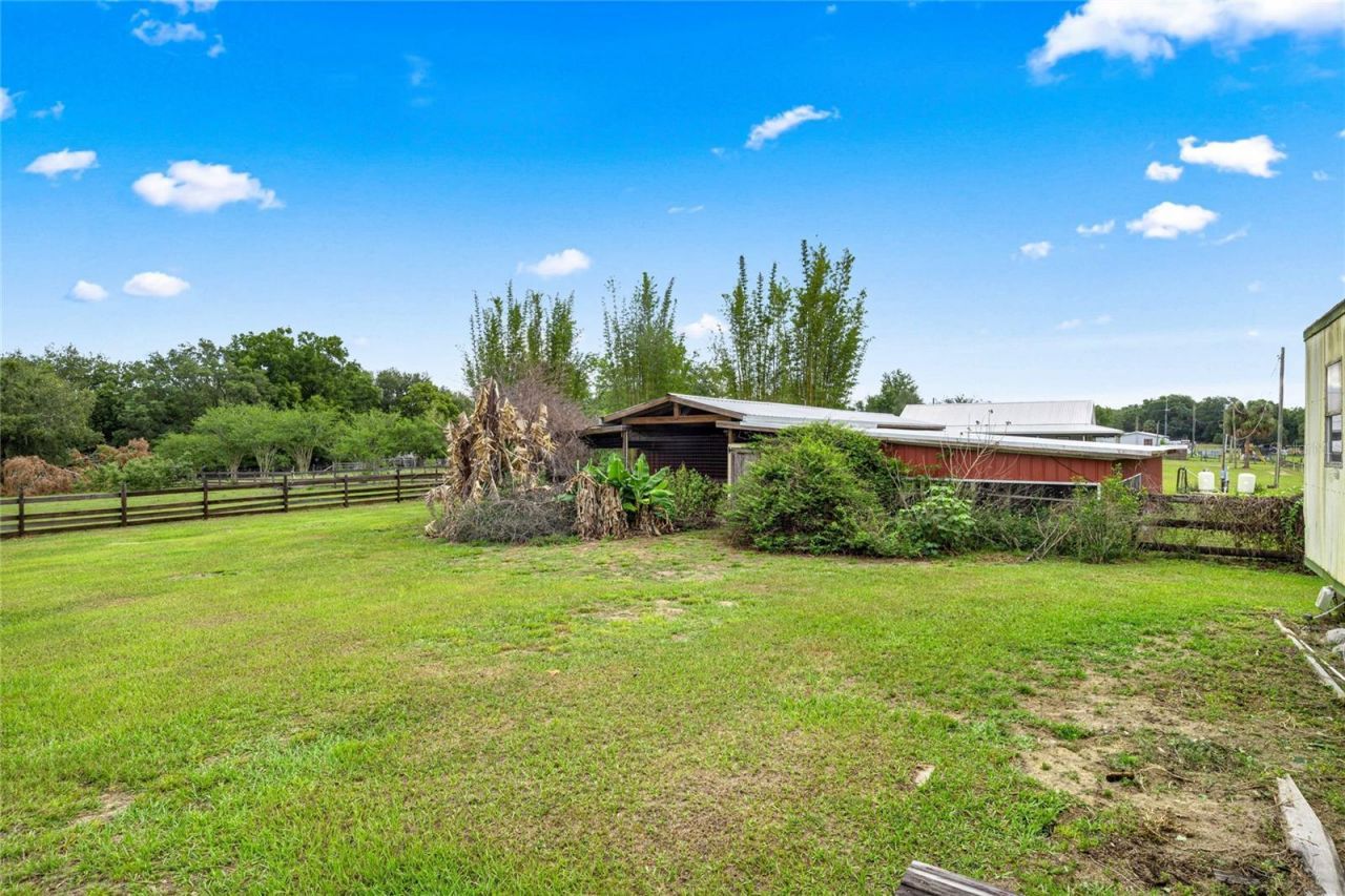 16248 SE Highway 42 , Weirsdale, FL 32195 Photo