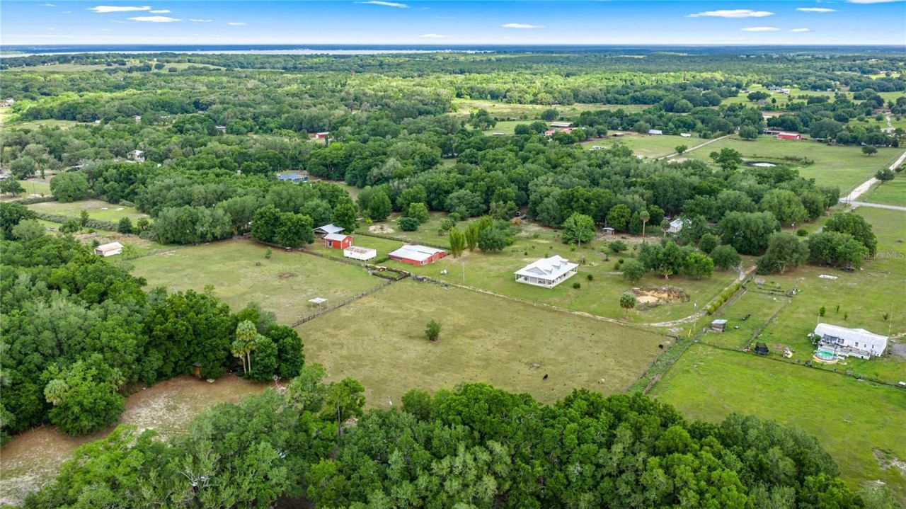 16248 SE Highway 42 , Weirsdale, FL 32195 Photo