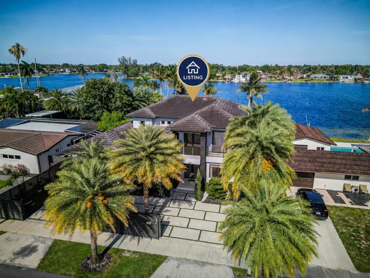 18101 NW 85th Avenue, Hialeah, FL 33015 Photo