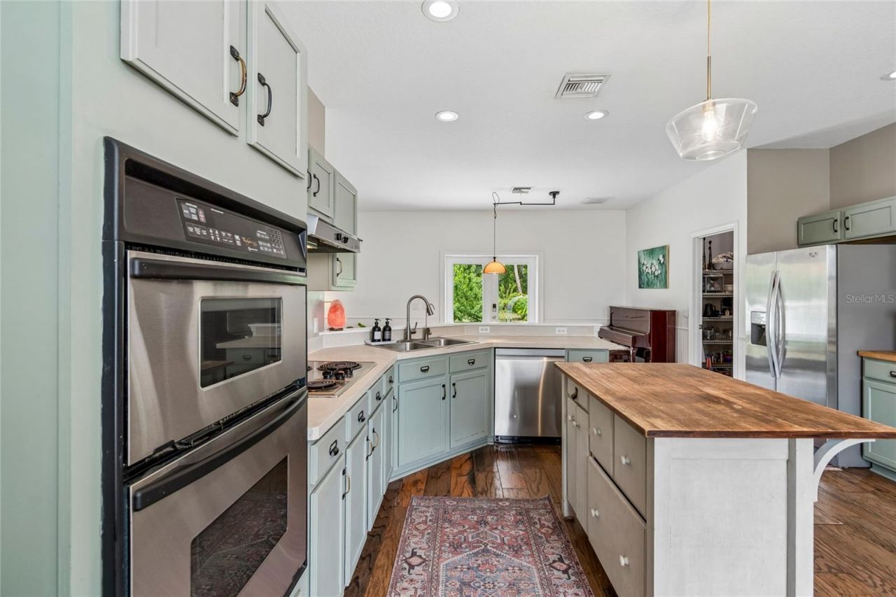 1925 Mustang Court, Saint Cloud, FL 34771 Photo