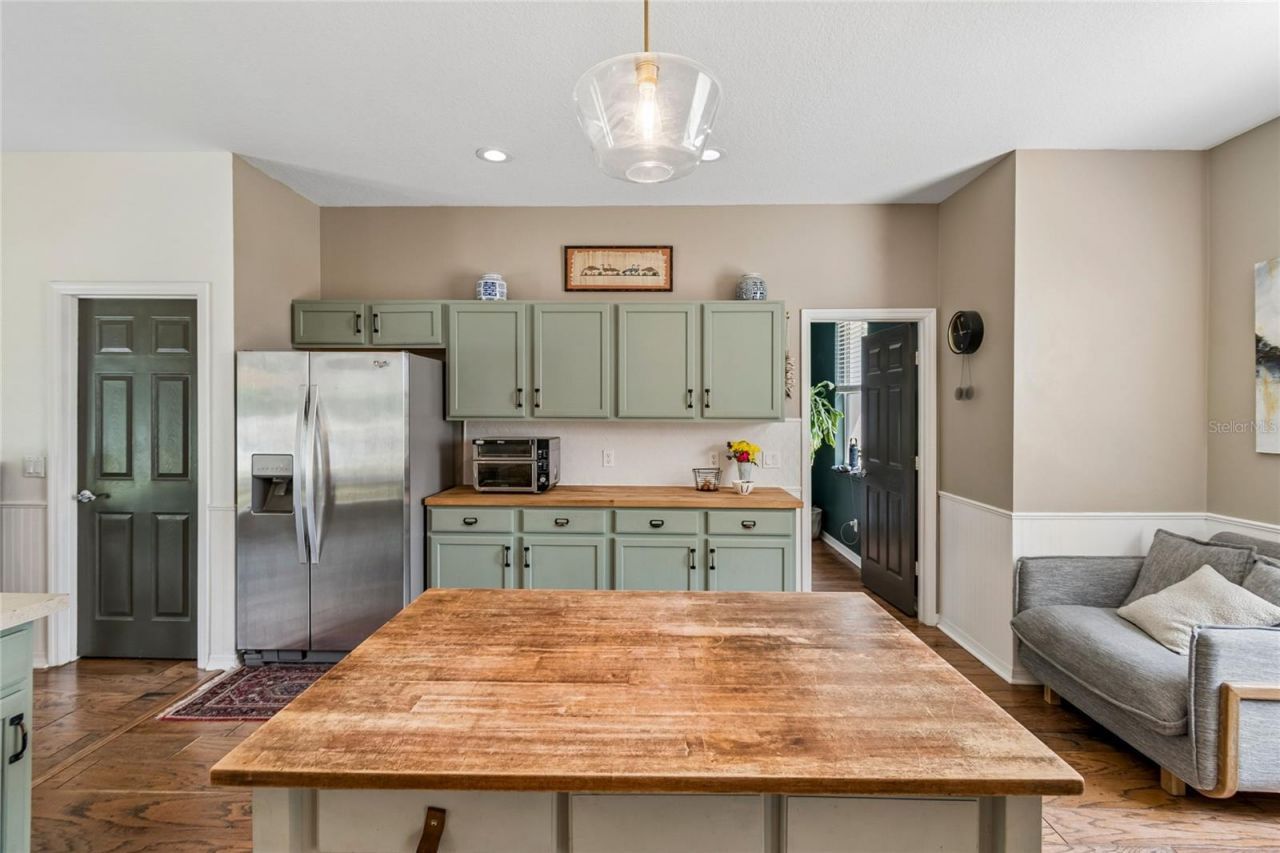 1925 Mustang Court, Saint Cloud, FL 34771 Photo