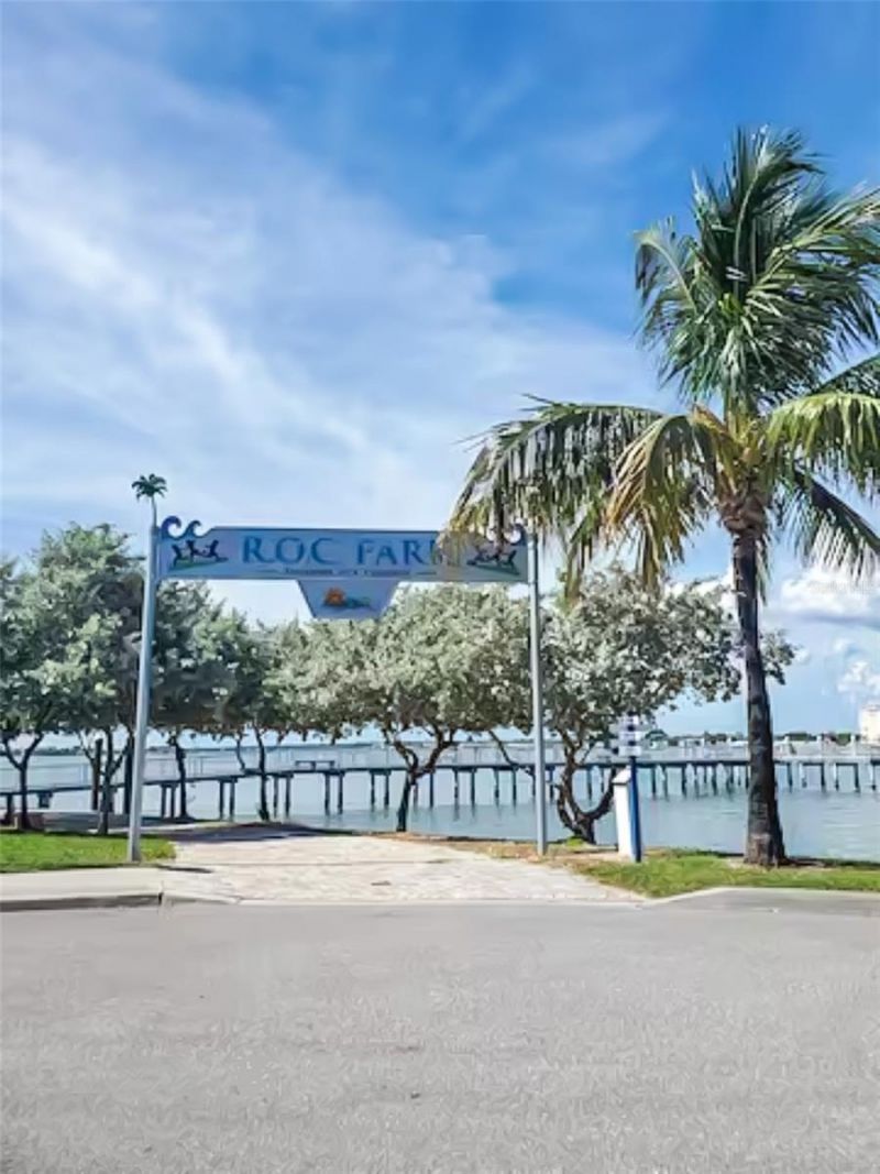 315 Medallion Boulevard, Unit F, Madeira Beach, FL 33708 Photo