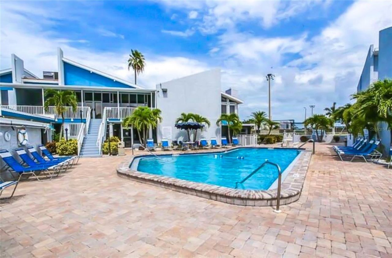 315 Medallion Boulevard, Unit F, Madeira Beach, FL 33708 Photo