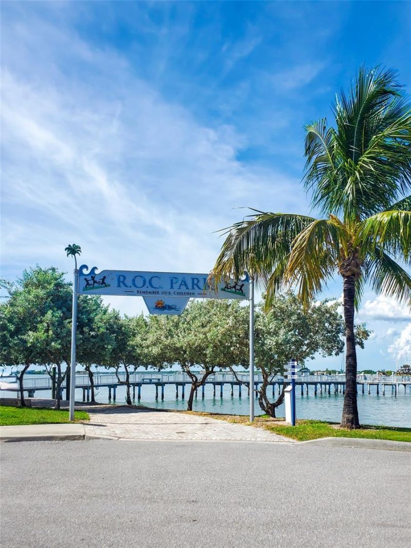 215 Medallion Boulevard, Unit G, Madeira Beach, FL 33708 Photo