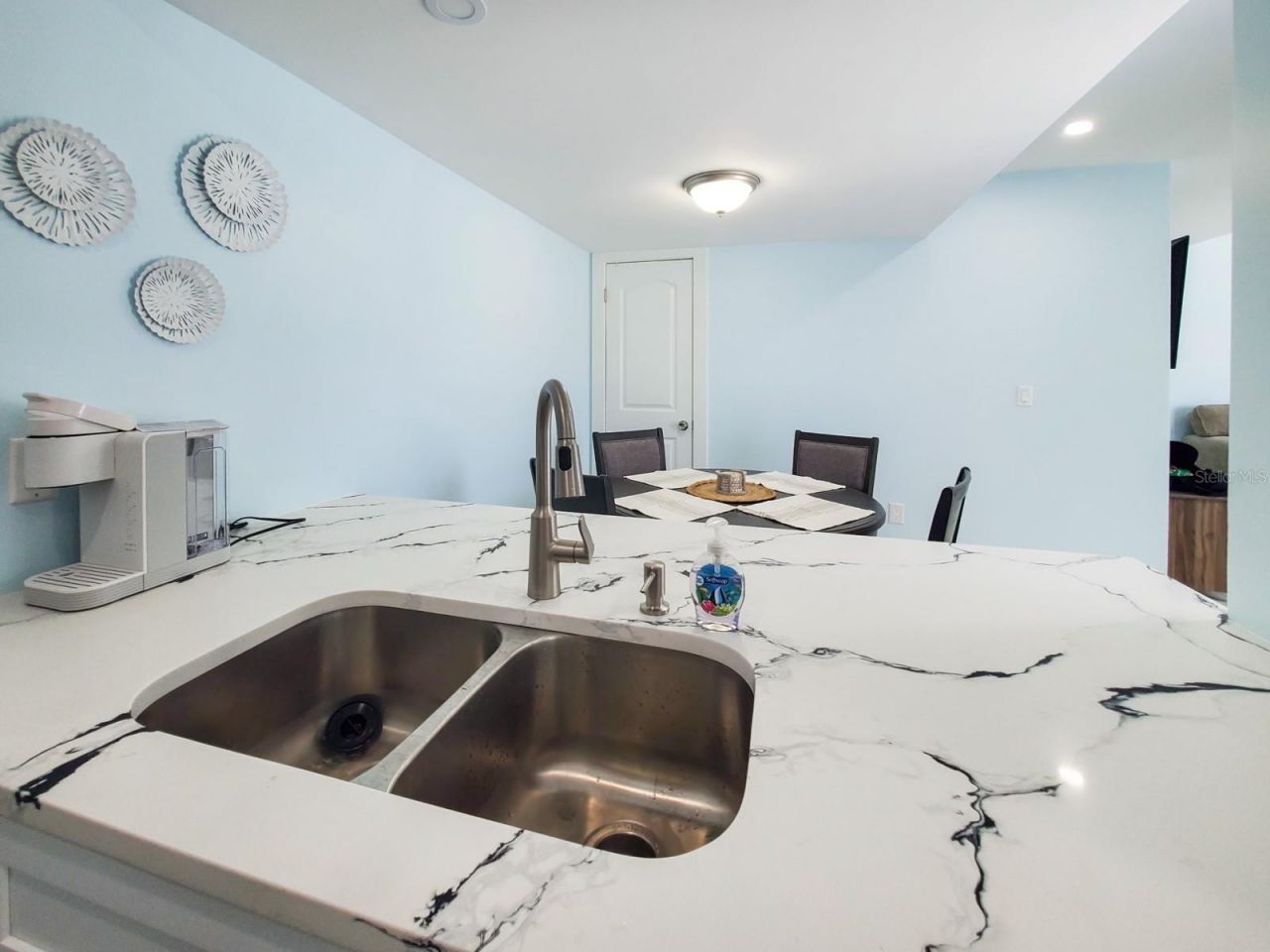 215 Medallion Boulevard, Unit G, Madeira Beach, FL 33708 Photo