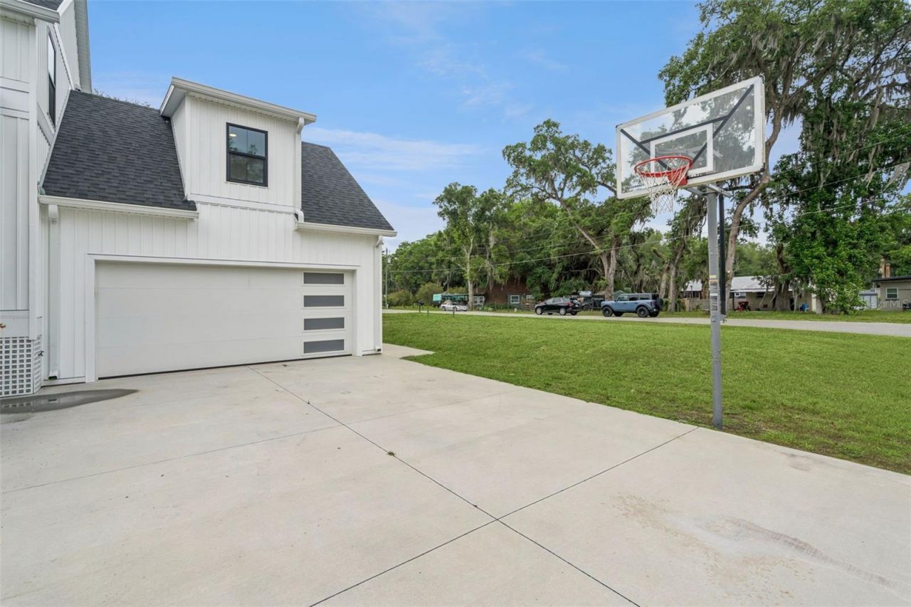4777 Cr 306a, Lake Panasoffkee, FL 33538 Photo