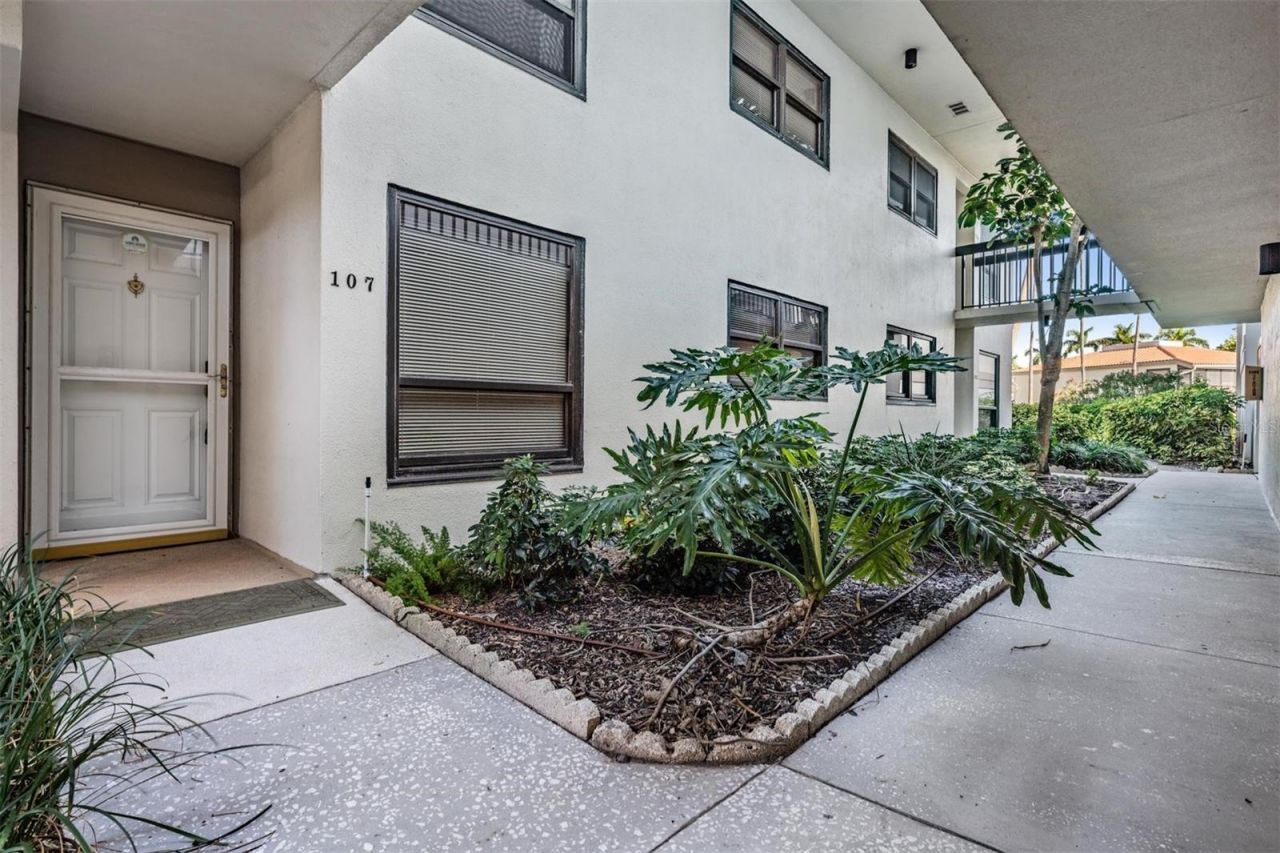 6294 Bahia Del Mar Circle , Unit 107, Saint Petersburg, FL 33715 Photo