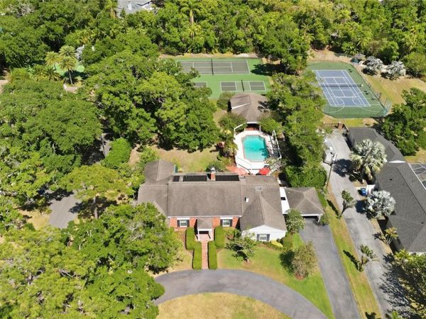 1749 LONG BOW LANE , CLEARWATER, FL 33764
