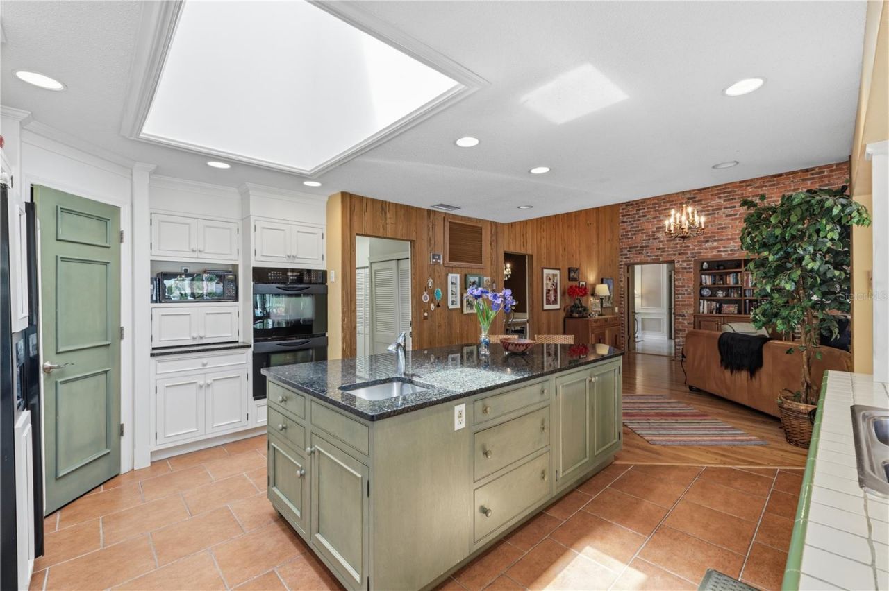 1749 Long Bow Lane, Clearwater, FL 33764 Photo