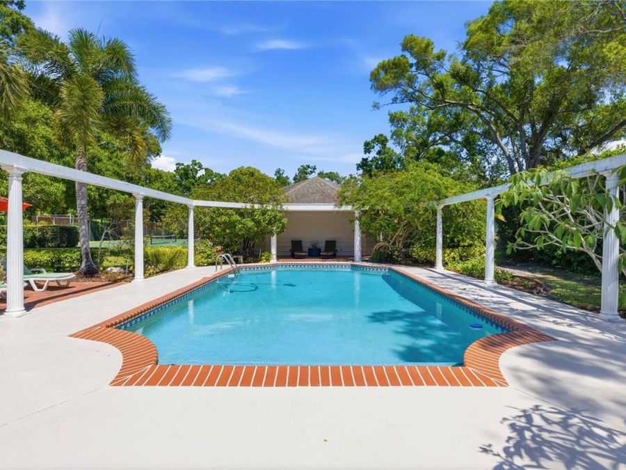 Property Image 38