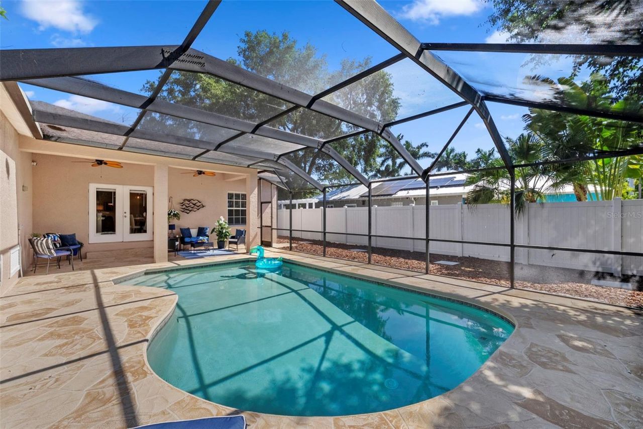350 47th Avenue N, Saint Petersburg, FL 33703 Photo
