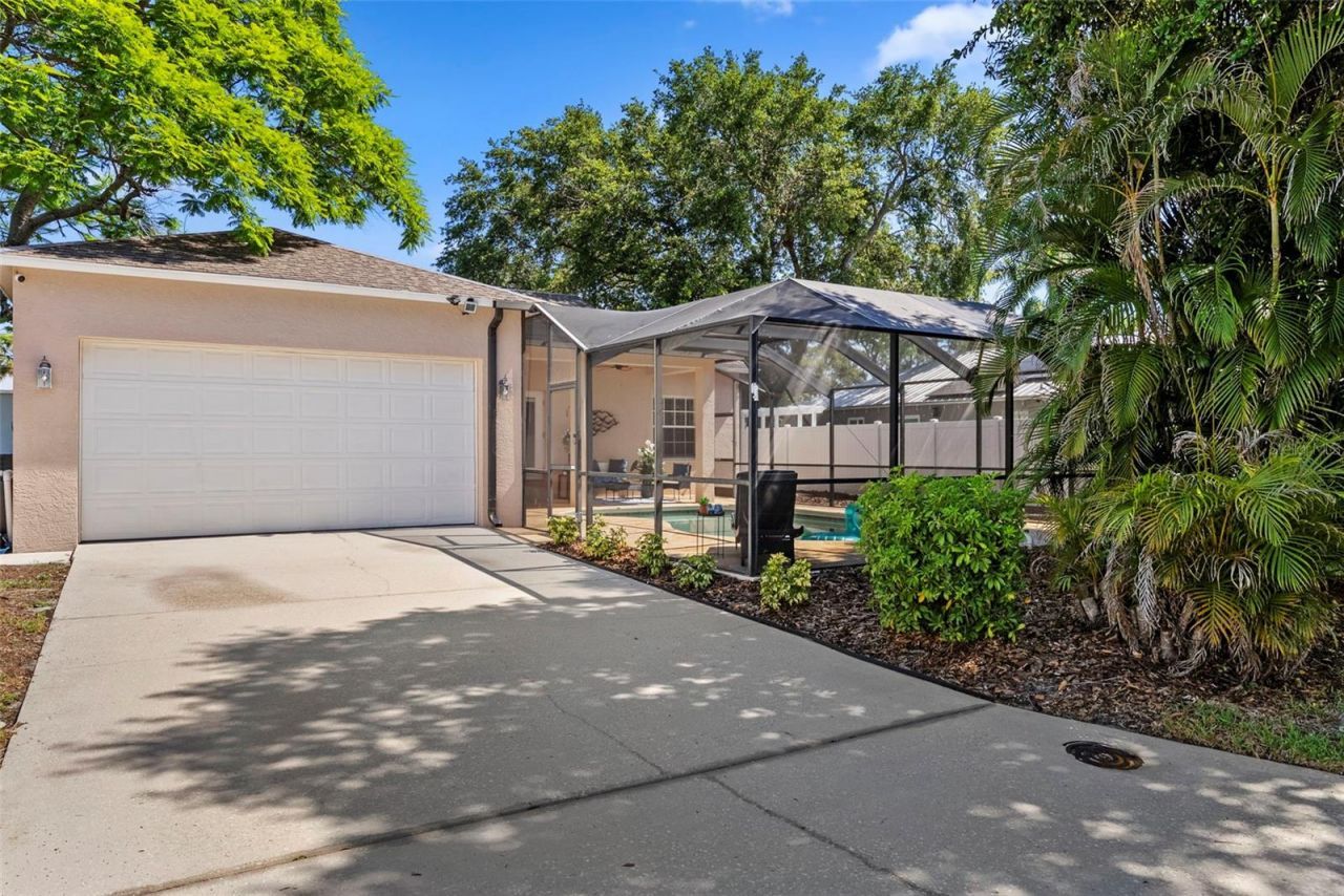 350 47th Avenue N, Saint Petersburg, FL 33703 Photo