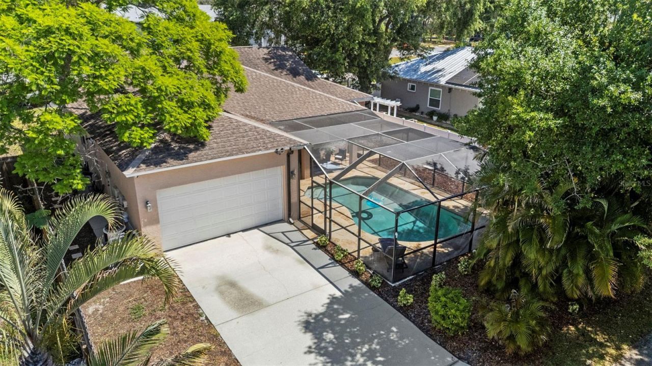 350 47th Avenue N, Saint Petersburg, FL 33703 Photo
