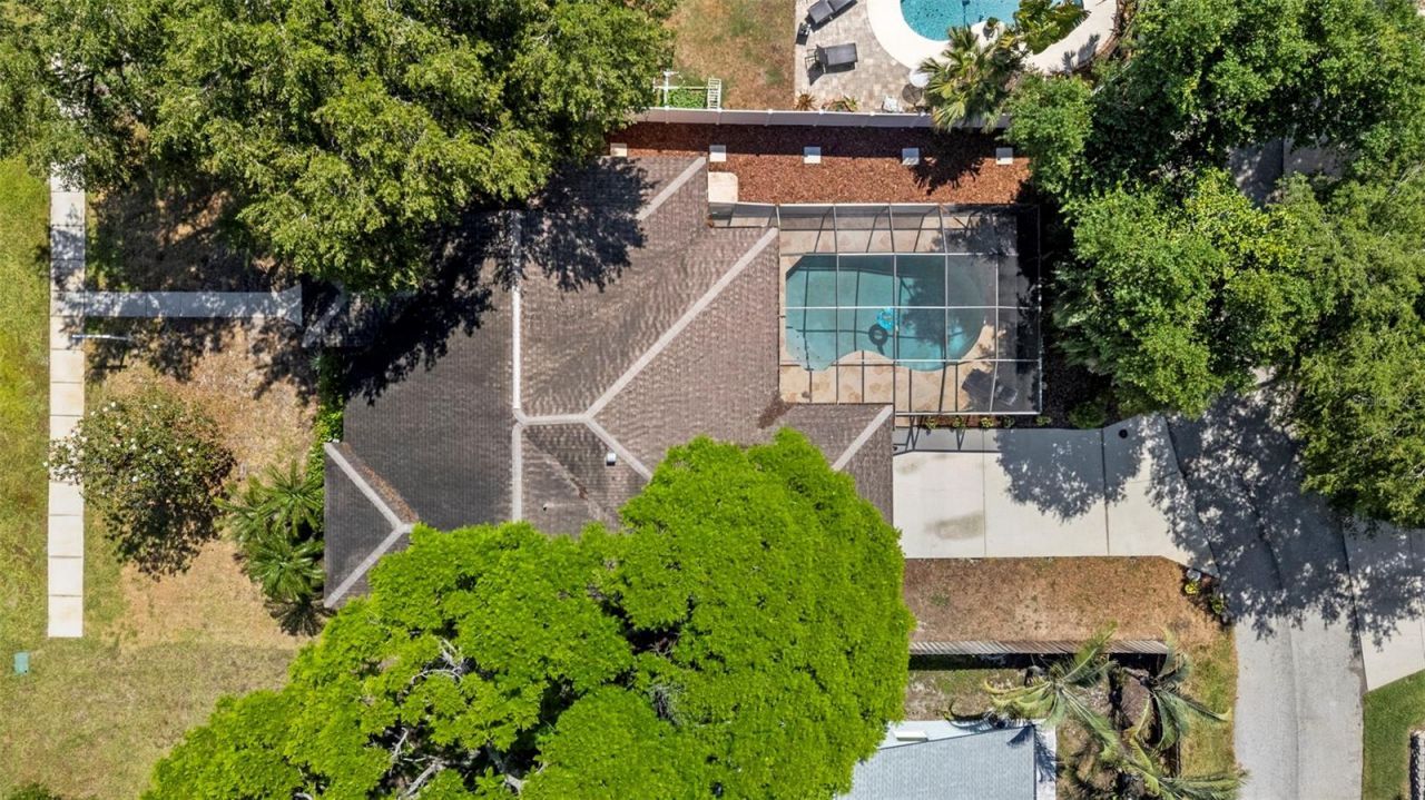 350 47th Avenue N, Saint Petersburg, FL 33703 Photo