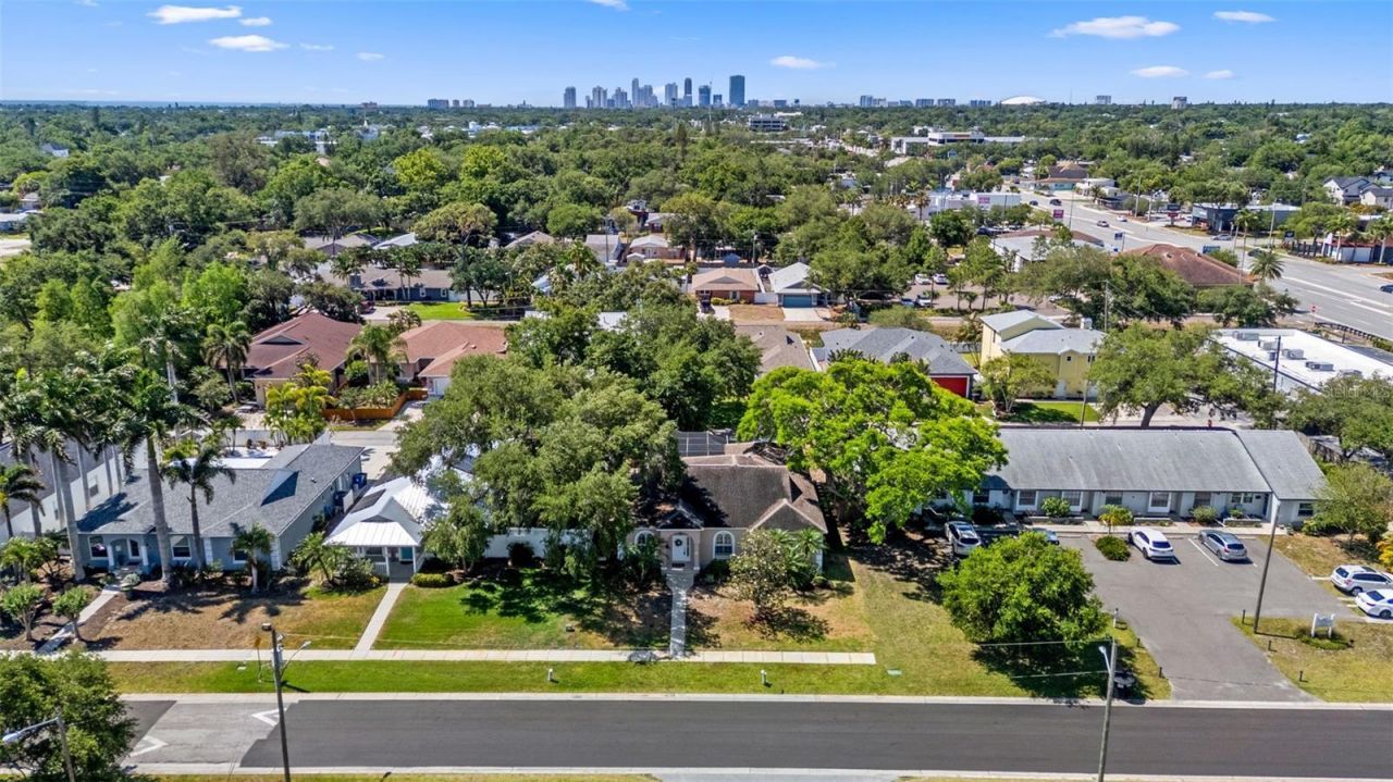 350 47th Avenue N, Saint Petersburg, FL 33703 Photo