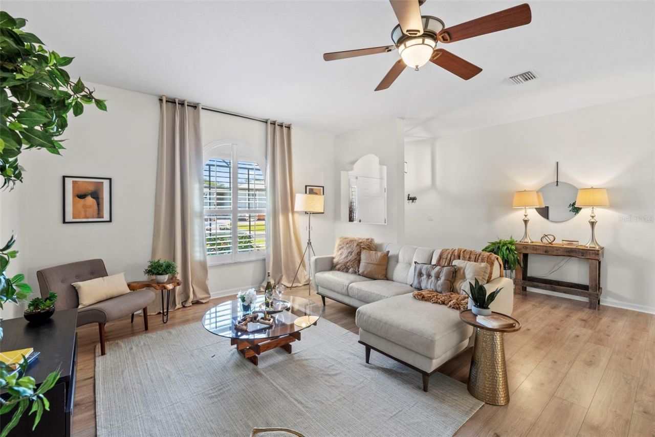 350 47th Avenue N, Saint Petersburg, FL 33703 Photo