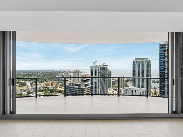 400 CENTRAL AVENUE , Unit 3107, ST PETERSBURG, FL 33701