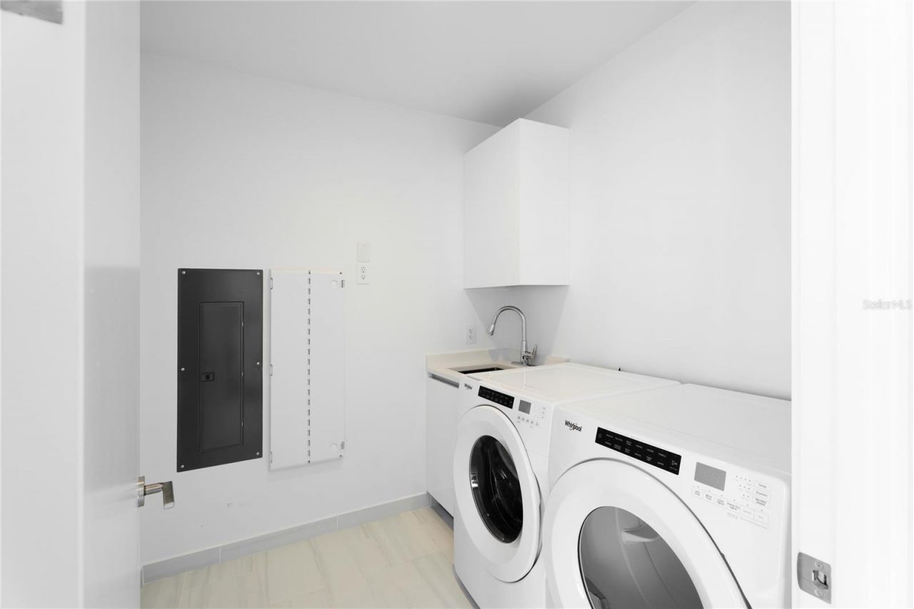 400 Central Avenue, Unit 3107, Saint Petersburg, FL 33701 Photo