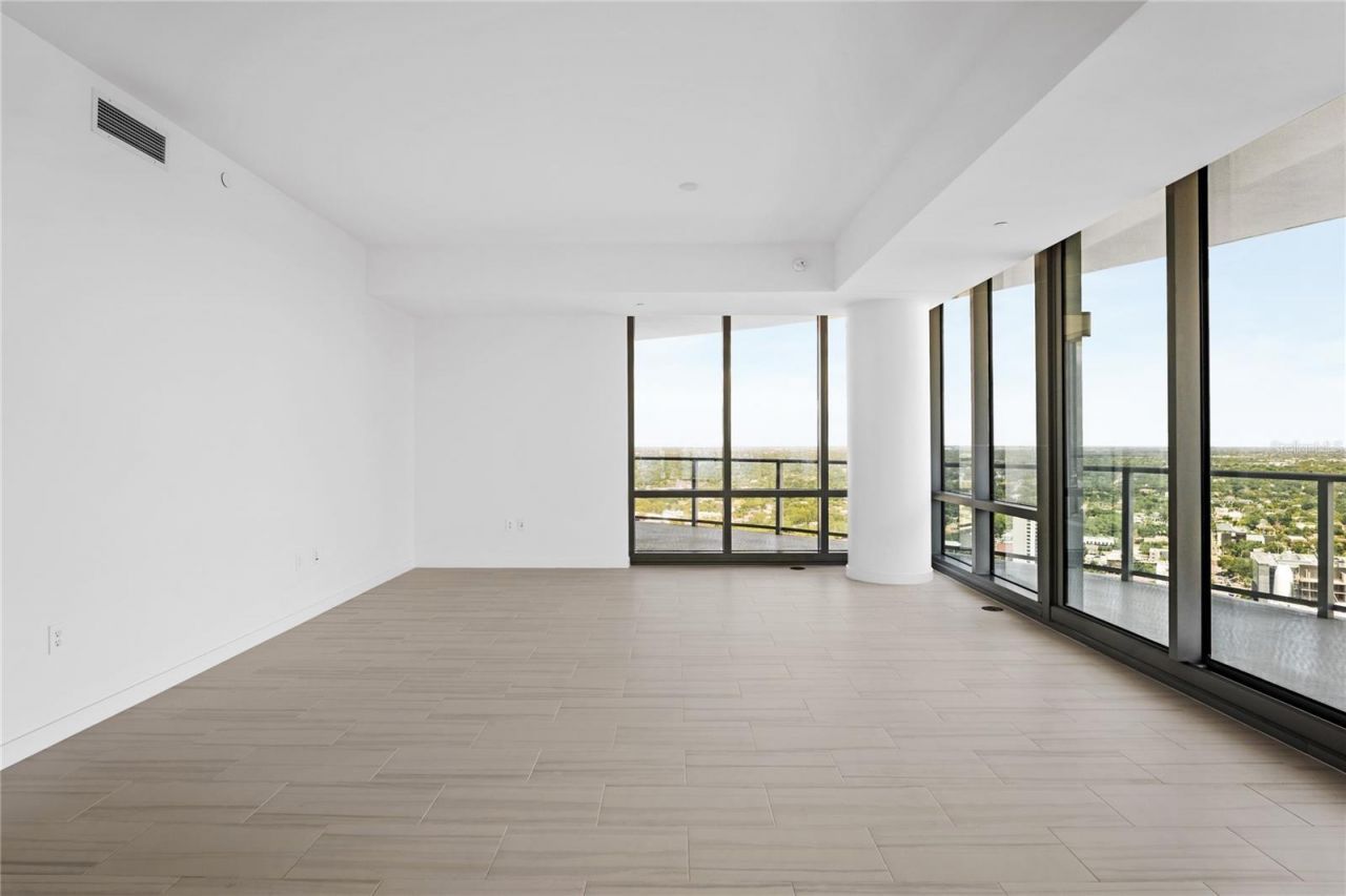 400 Central Avenue, Unit 3107, Saint Petersburg, FL 33701 Photo