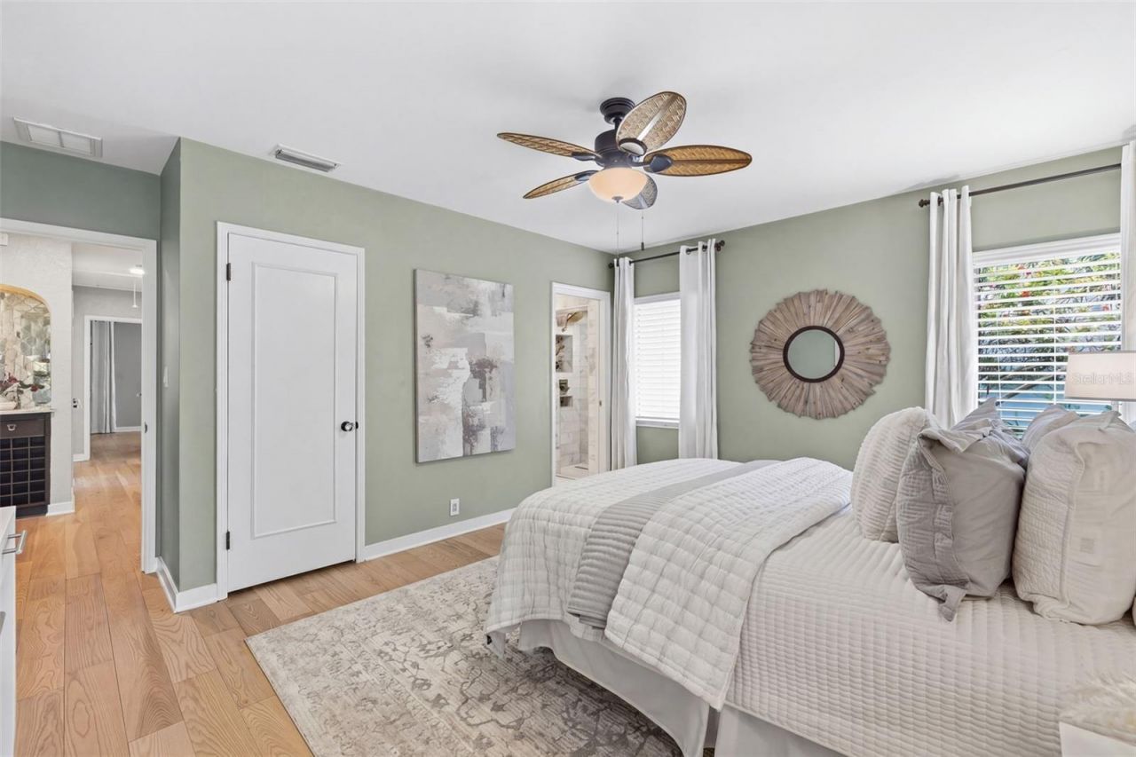 101 26th Avenue Ne, Saint Petersburg, FL 33704 Photo