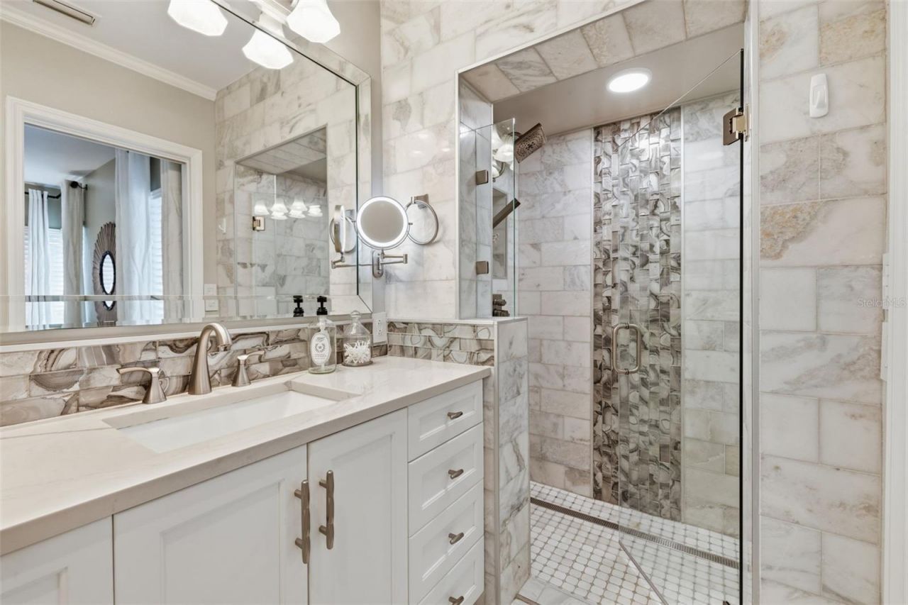101 26th Avenue Ne, Saint Petersburg, FL 33704 Photo