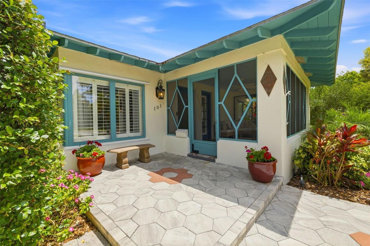 101 26th Avenue Ne, Saint Petersburg, FL 33704 Photo