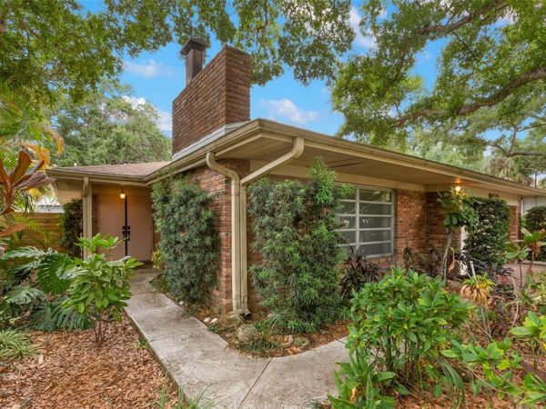 2616 S TORONTO AVENUE, TAMPA, FL 33629