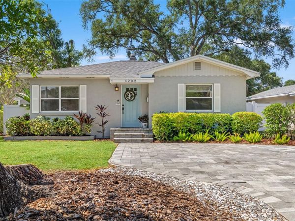 4202 W PALMIRA AVENUE, TAMPA, FL 33629