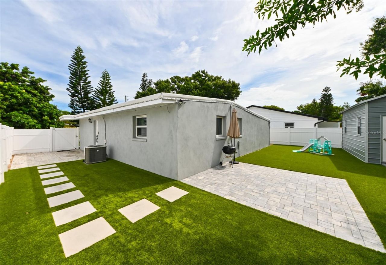 4114 W Olive Street, Tampa, FL 33616 Photo
