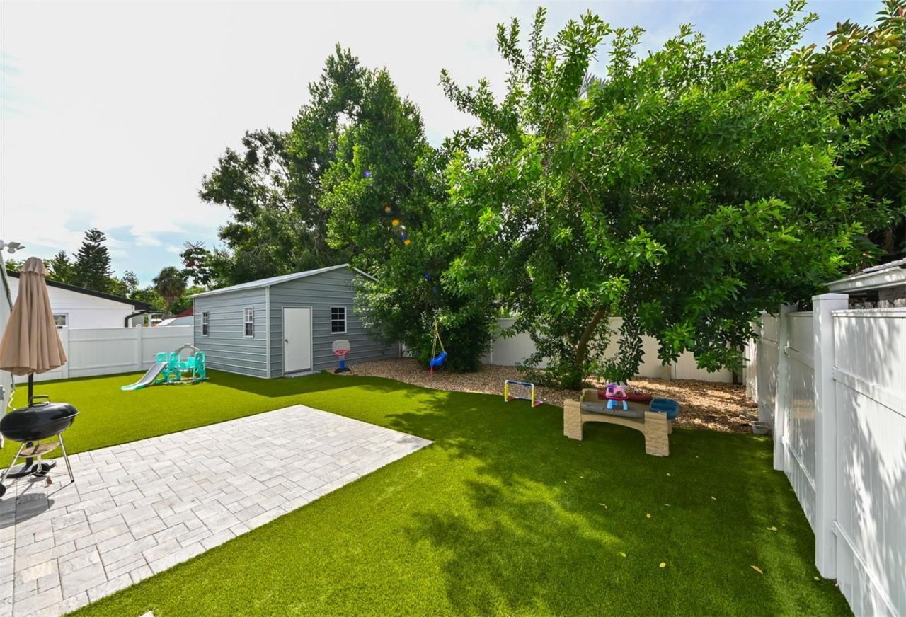 4114 W Olive Street, Tampa, FL 33616 Photo