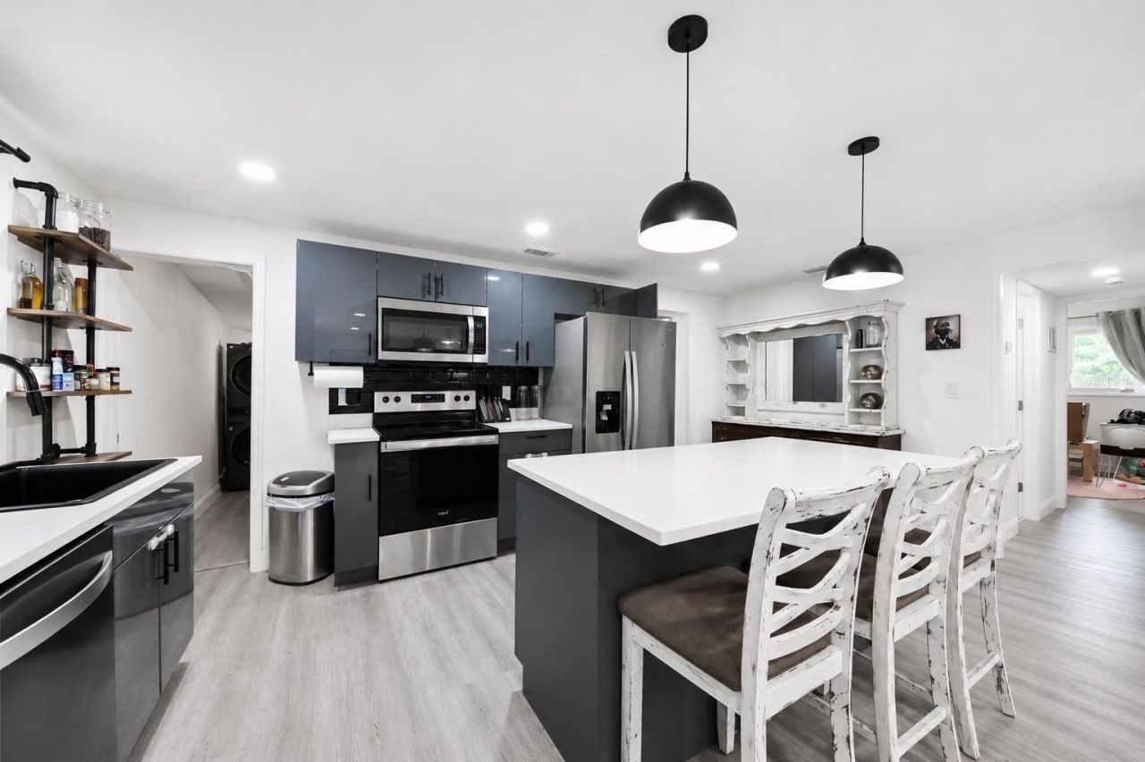 4114 W Olive Street, Tampa, FL 33616 Photo