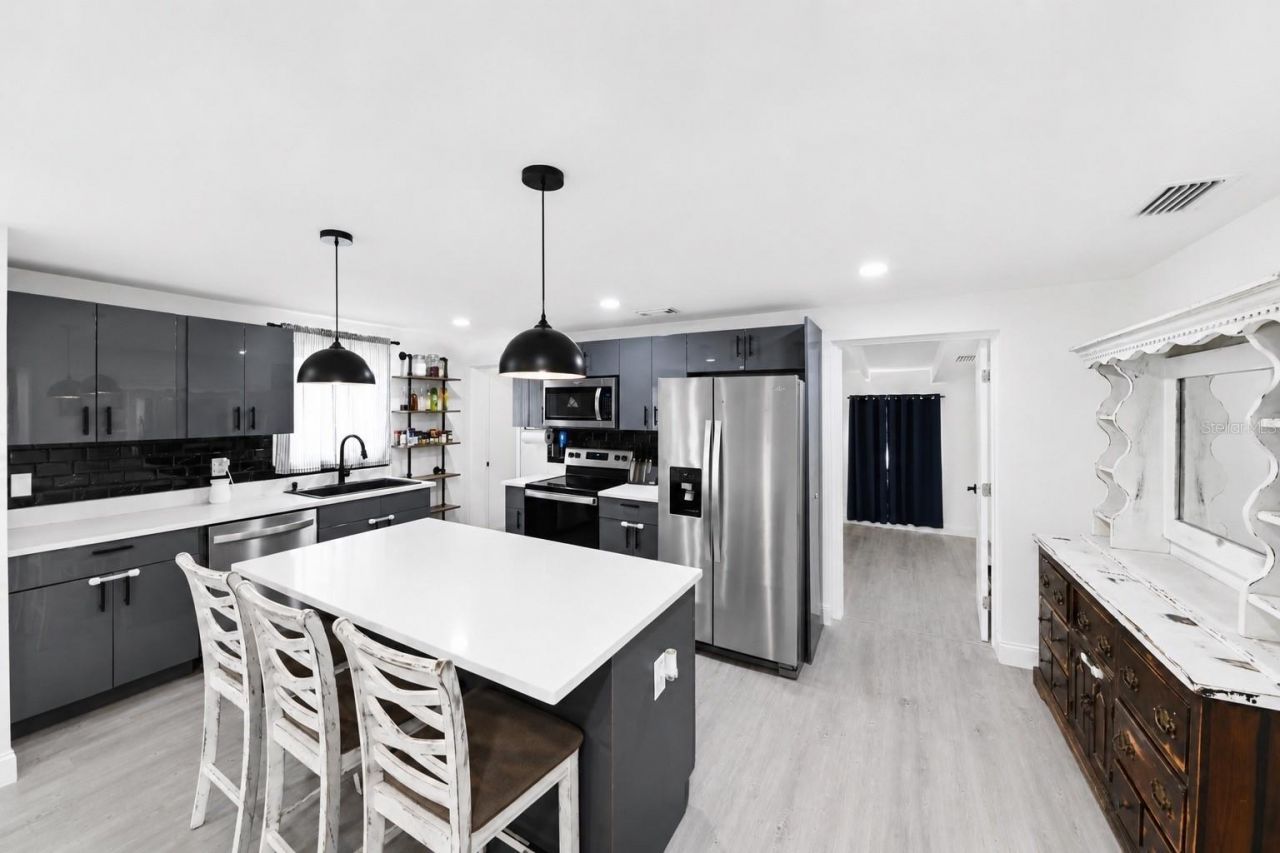 4114 W Olive Street, Tampa, FL 33616 Photo