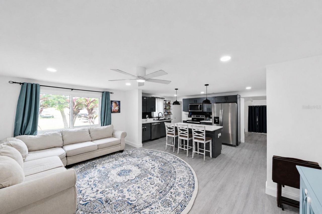 4114 W Olive Street, Tampa, FL 33616 Photo