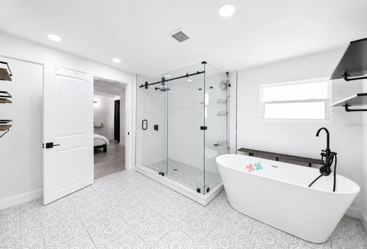 4114 W Olive Street, Tampa, FL 33616 Photo