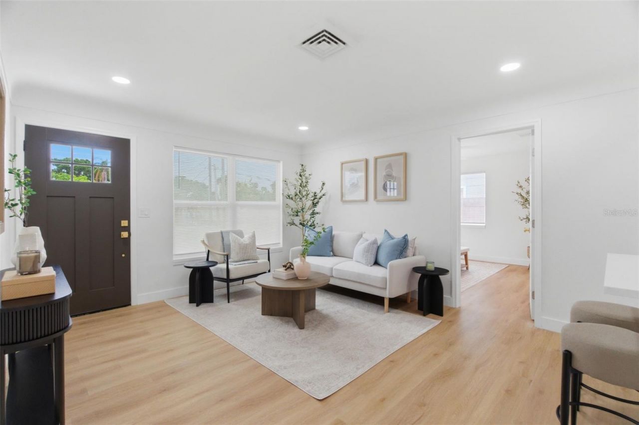 2926 40th Avenue N, Saint Petersburg, FL 33714 Photo
