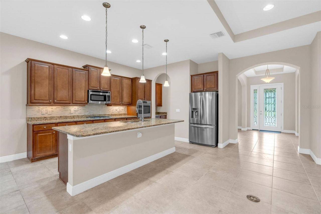 903 Victoria Hills Drive S, Deland, FL 32724 Photo