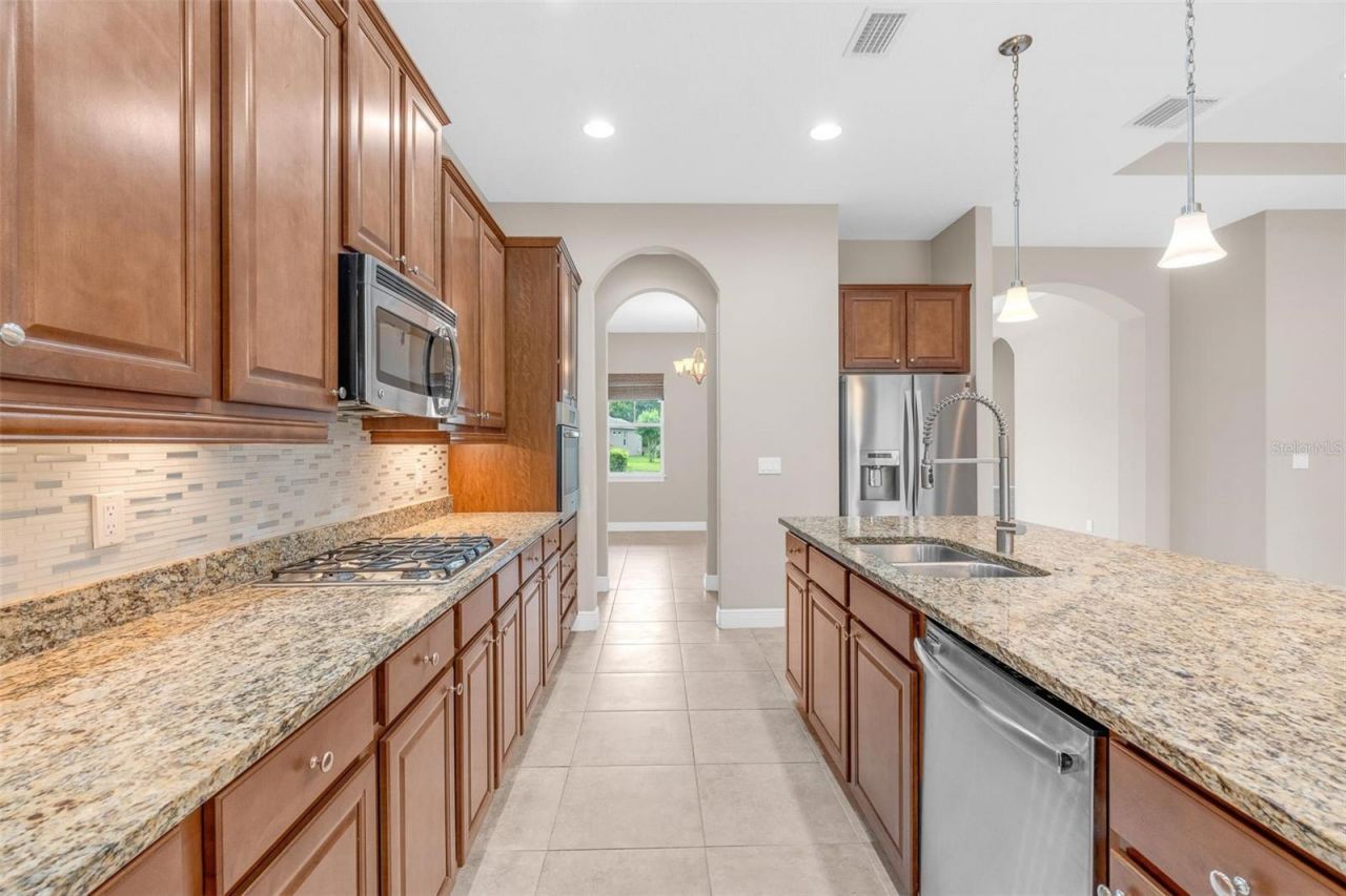 903 Victoria Hills Drive S, Deland, FL 32724 Photo