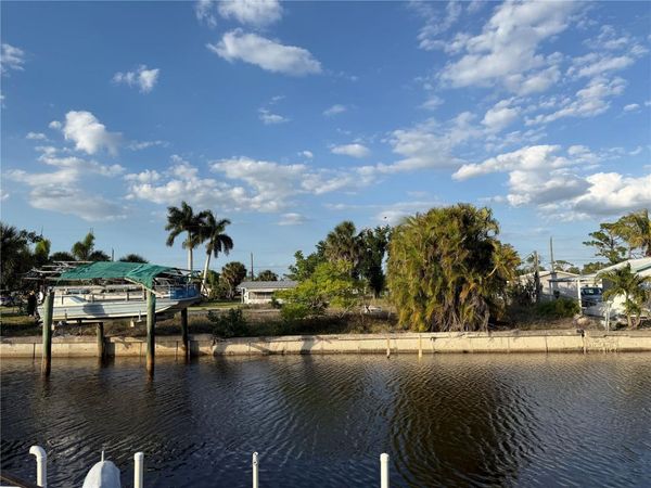 4153 HOLLIS AVENUE , PORT CHARLOTTE, FL 33953