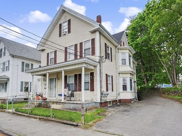 31 East Walnut Street, Taunton, MA 02780