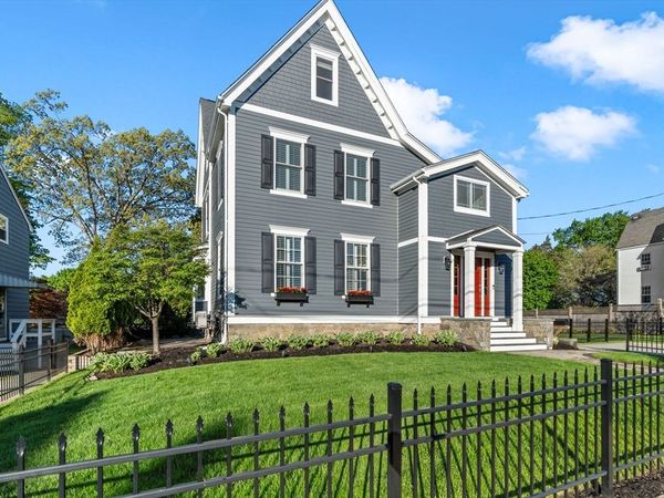 186 Temple St, Boston, MA 02132