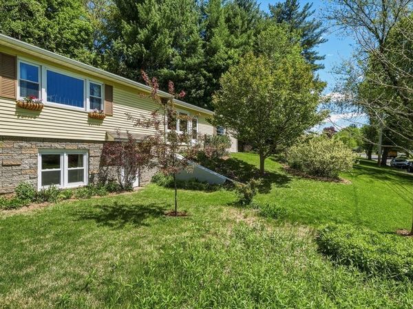 16 Saybrook Cir, South Hadley, MA 01075