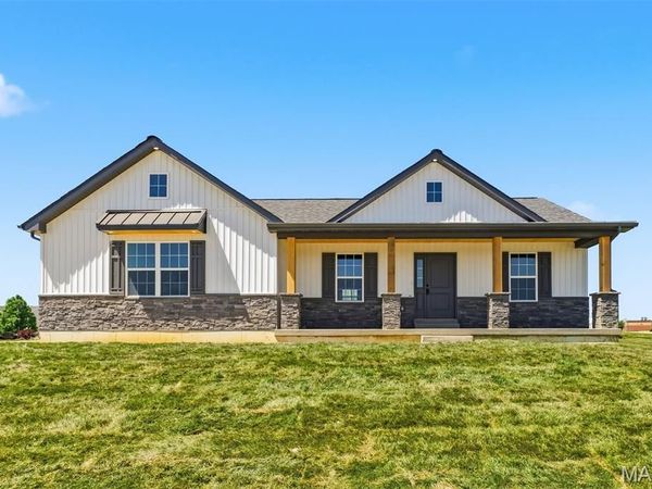 51 Mill Point Court , Moscow Mills, MO 63362
