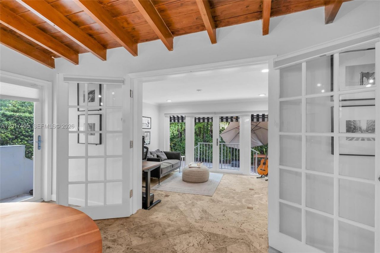 1425 Venetia Ave , Coral Gables, FL 33134 Photo
