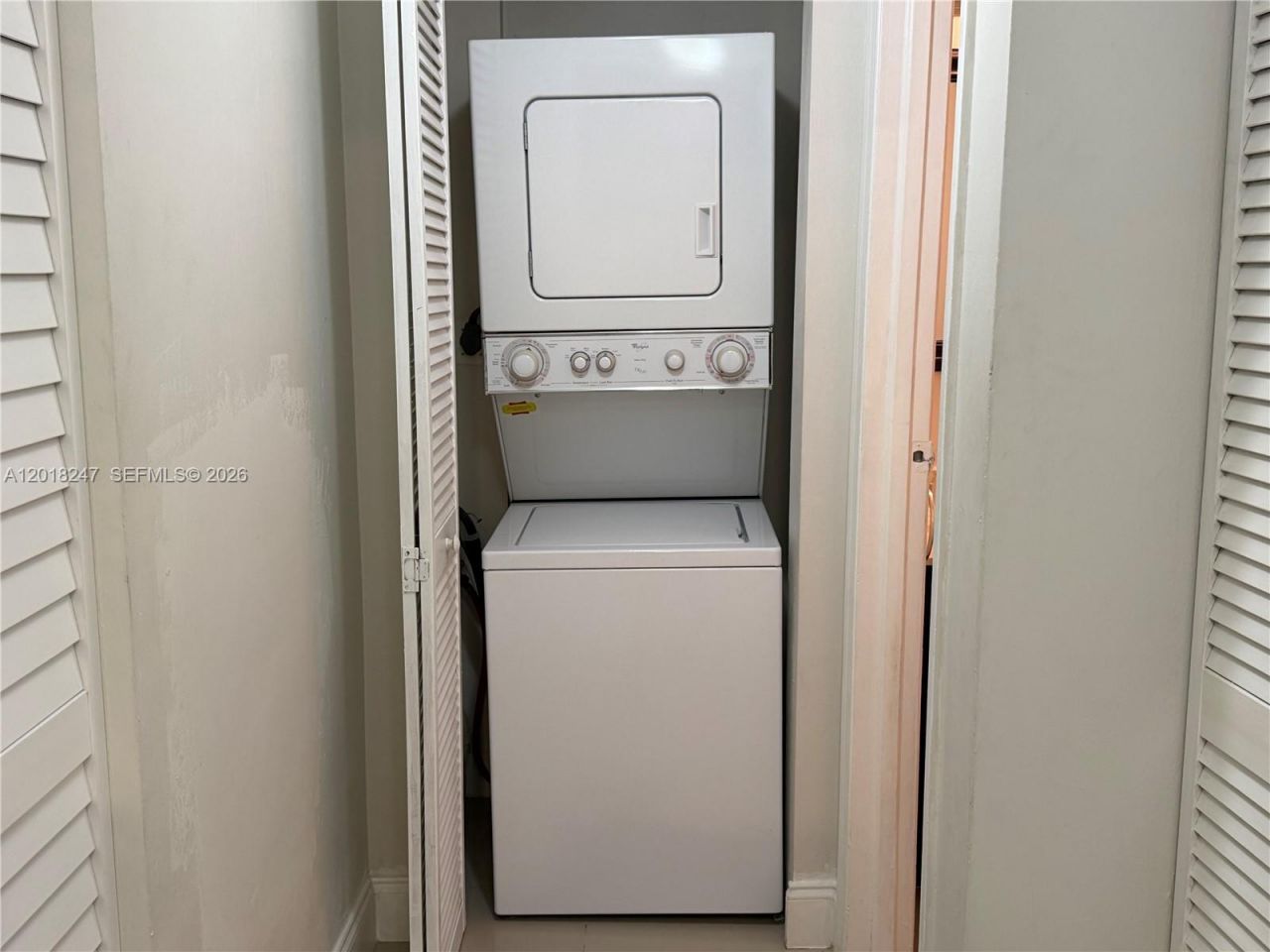 450 Commodore Dr, Unit 214, Plantation, FL 33325 Photo