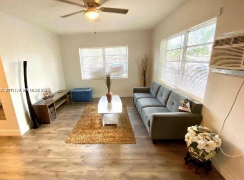 7630 Byron Ave, Miami Beach, FL 33141 Photo