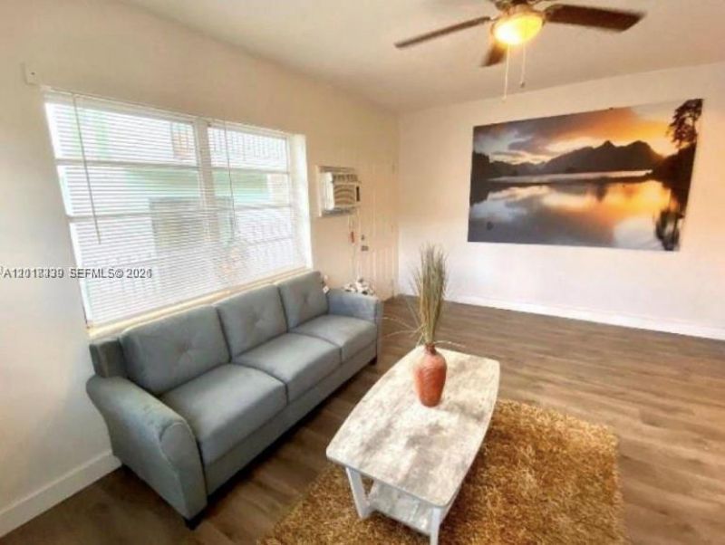 7630 Byron Ave, Miami Beach, FL 33141 Photo