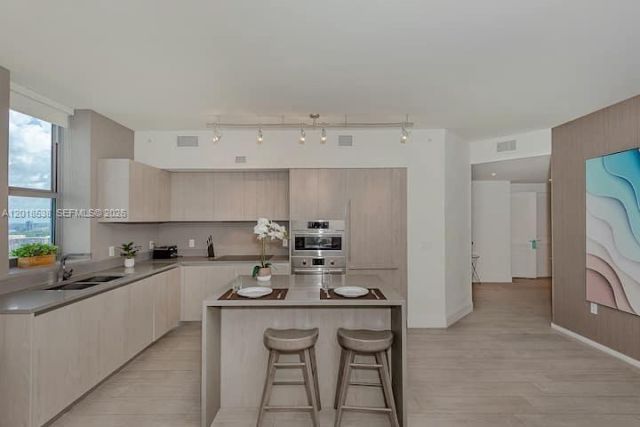 4010 S Ocean Dr , Unit R2708, Hollywood, FL 33019 Photo