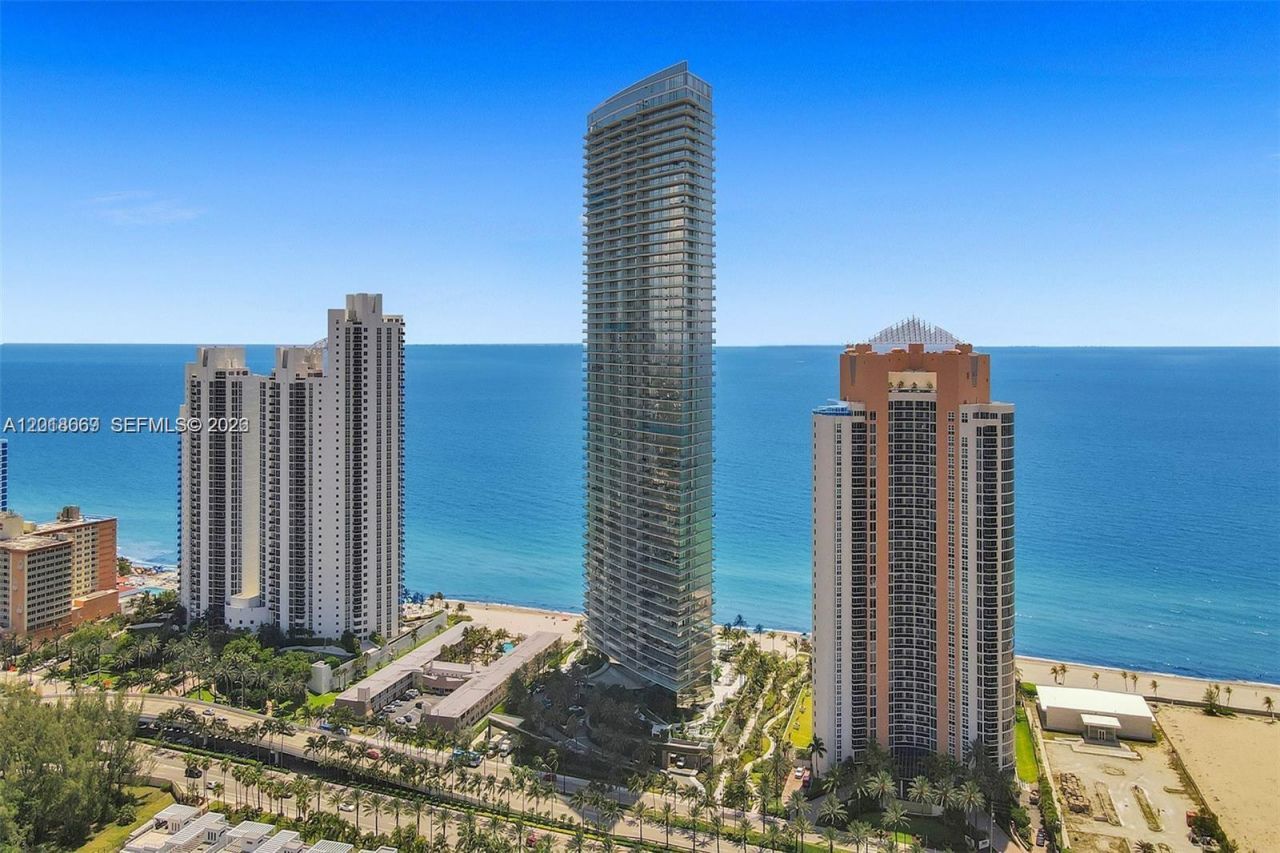 18975 Collins Ave , Unit 2204, Sunny Isles Beach, FL 33160 Photo
