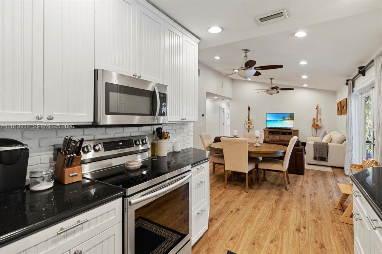 1250 Belmore Ter , Wellington, FL 33414 Photo